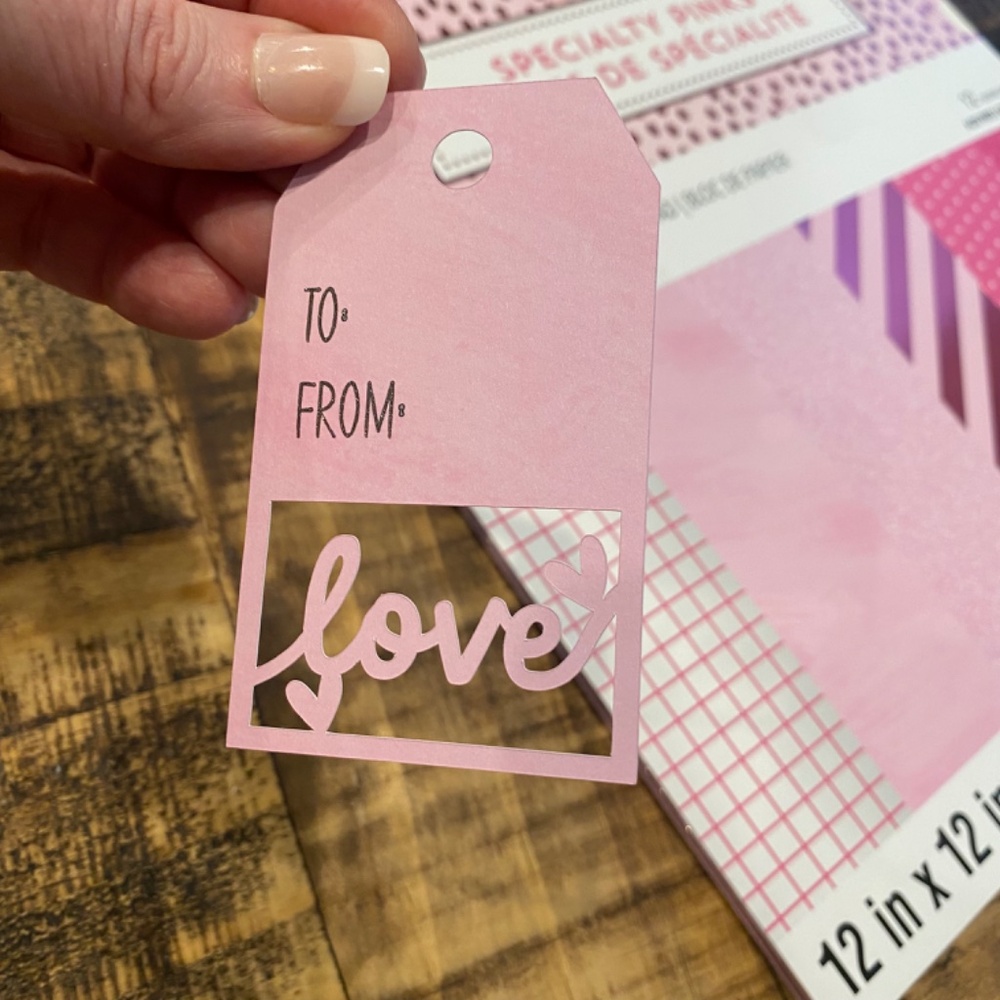 Valentine Gift Tags Set of 16/Hearts Love XOXO Gift Tags